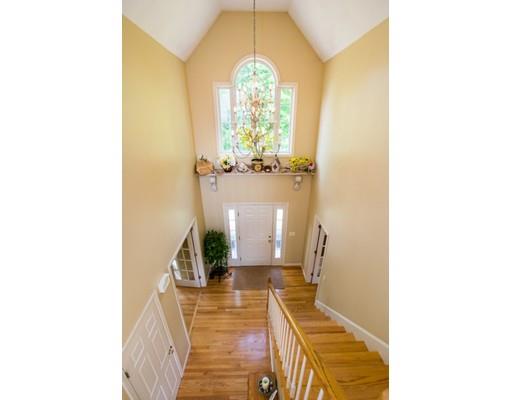 7 Maple St, Pepperell, MA 01463 photo 4