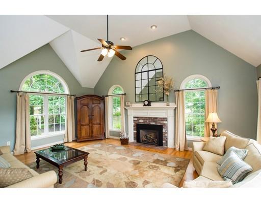7 Maple St, Pepperell, MA 01463 photo 11
