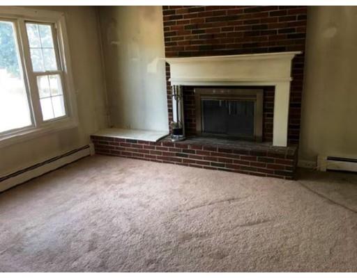 5 Joyce St, Townsend, MA 01474 photo 4