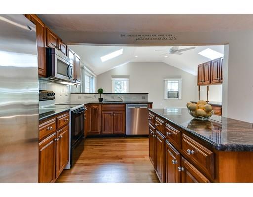 31 Stewart Rd, Needham, MA 02492 photo 4