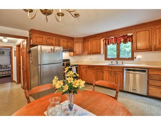 4 Noel St, Hampton, NH 03842 photo 2