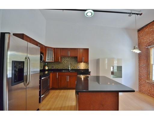 1511 Main St #CPH2, Worcester, MA 01603 photo 3