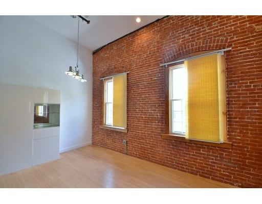 1511 Main St #CPH2, Worcester, MA 01603 photo 4