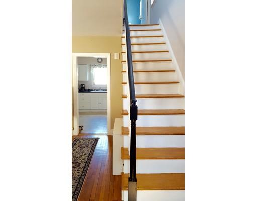 17 S Stowell St, Worcester, MA 01604 photo 2