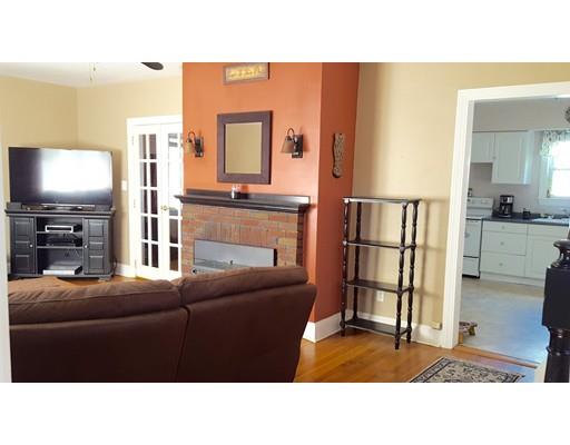 17 S Stowell St, Worcester, MA 01604 photo 5