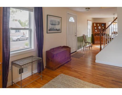 14 Windsor Rd, Beverly, MA 01915 photo 6