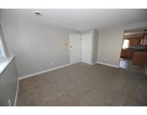 33 Linden St #B, Fall River, MA 02720 photo 5