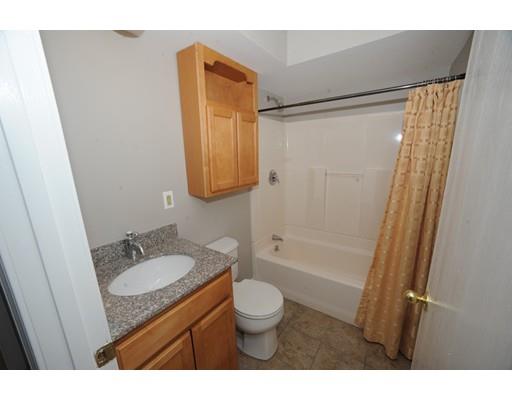33 Linden St #B, Fall River, MA 02720 photo 6