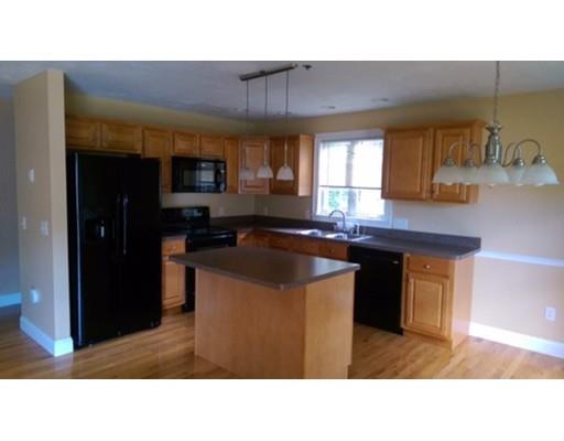 21 3rd St #A, Webster, MA 01570 photo 2