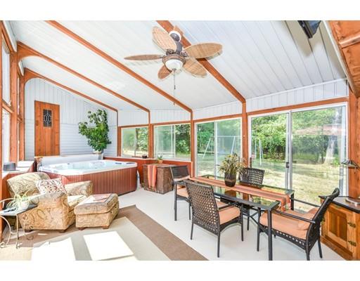 121 Willow St, Reading, MA 01867 photo 12