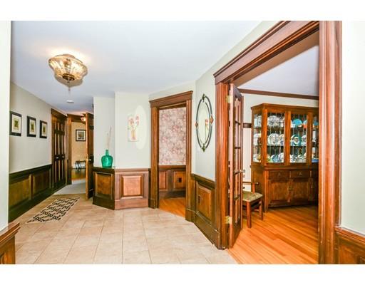 121 Willow St, Reading, MA 01867 photo 2