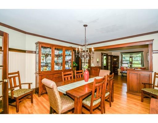 121 Willow St, Reading, MA 01867 photo 5