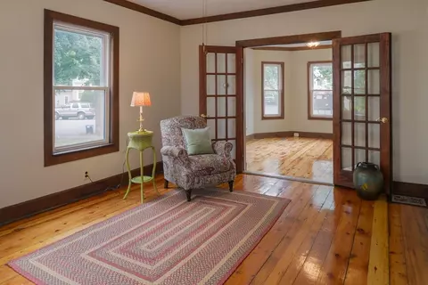 34 Bartlett St, Beverly, MA 01915 photo 5