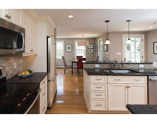 3 Bradley Park Dr, Hingham, MA 02043 photo 4