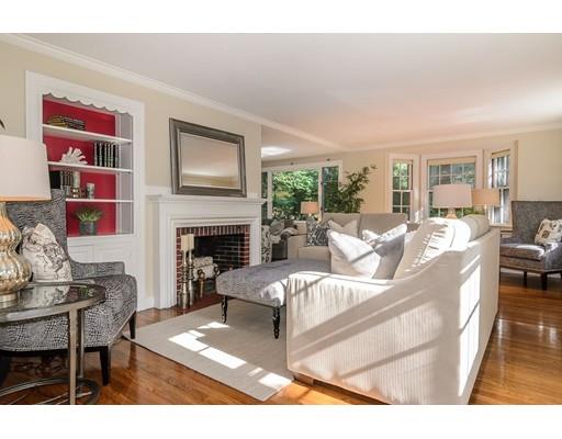 84 Washburn Ave, Wellesley, MA 02481 photo 3