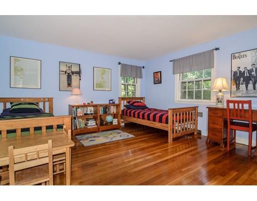 84 Washburn Ave, Wellesley, MA 02481 photo 16