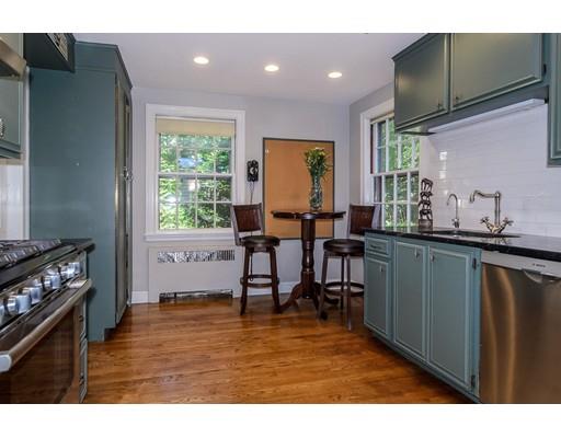 84 Washburn Ave, Wellesley, MA 02481 photo 9
