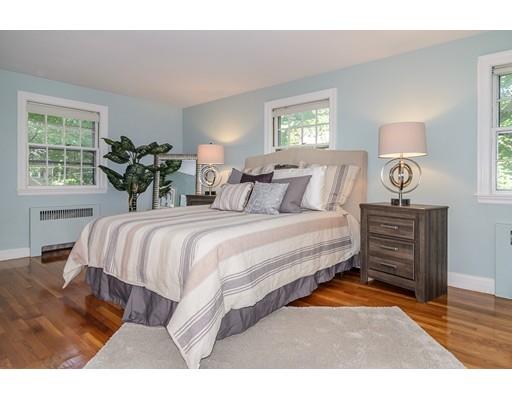 84 Washburn Ave, Wellesley, MA 02481 photo 13