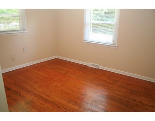 112 Fair Oak Rd, Springfield, MA 01128 photo 13