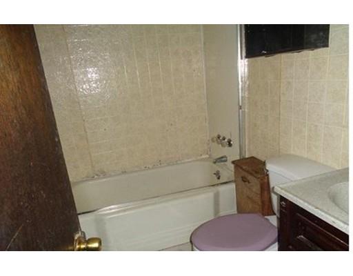 14 Beale St, Worcester, MA 01606 photo 5
