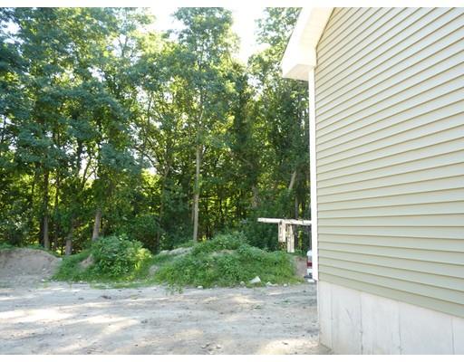 58 Berry Rd, Lowell, MA 01854 photo 9