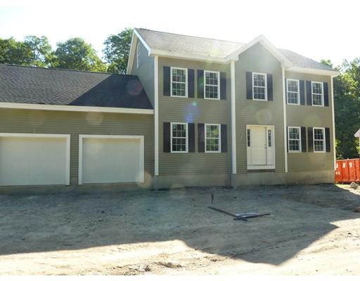 58 Berry Rd, Lowell, MA 01854 photo 4