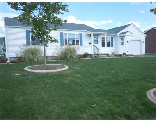 47 Judith St, Springfield, MA 01118 photo 2