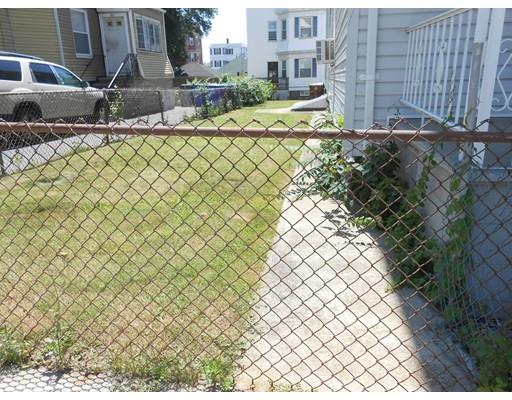 245 Peckham St, Fall River, MA 02724 photo 4