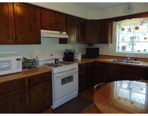 97 Ray St, Fall River, MA 02720 photo 6
