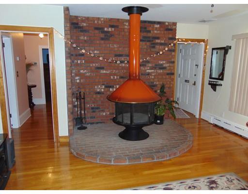 97 Ray St, Fall River, MA 02720 photo 5