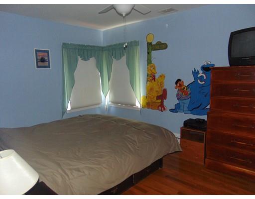 97 Ray St, Fall River, MA 02720 photo 9