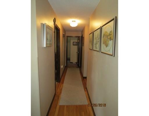 189 N Marion St, Fall River, MA 02723 photo 7