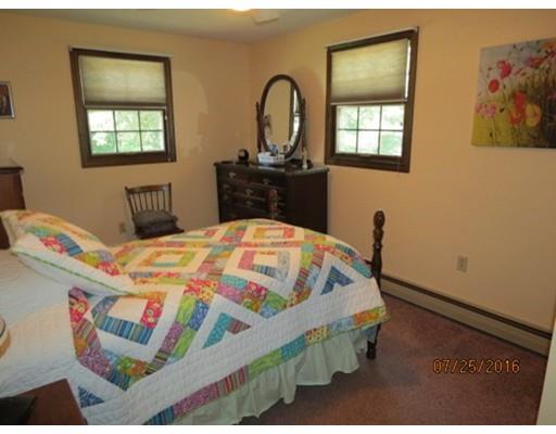 189 N Marion St, Fall River, MA 02723 photo 8