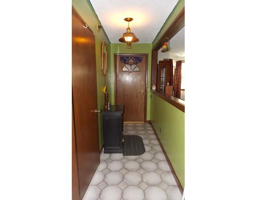 14 Linden St, Everett, MA 02149 photo 2