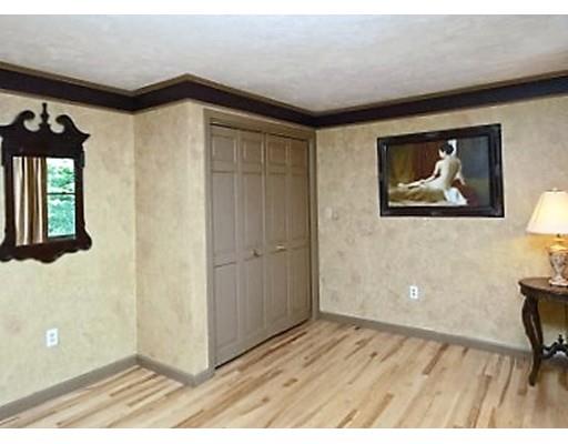 4 Walnut St, Upton, MA 01568 photo 14
