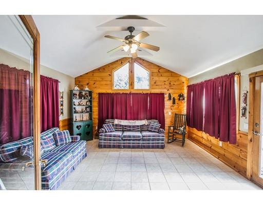 152 Derby St, Worcester, MA 01604 photo 7