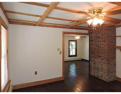 16 Elm St, Webster, MA 01570 photo 9