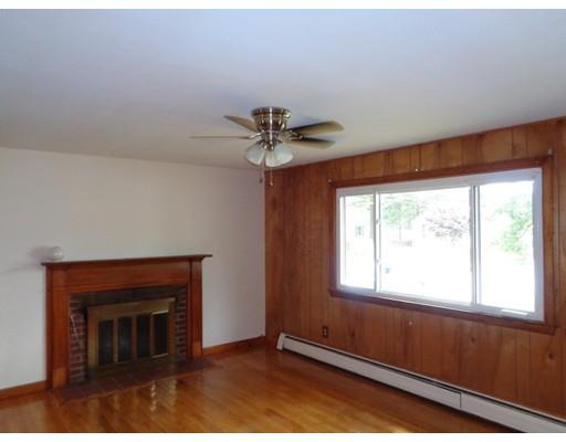 185 Leopold St, Springfield, MA 01119 photo 5