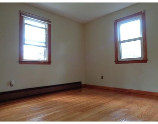185 Leopold St, Springfield, MA 01119 photo 10