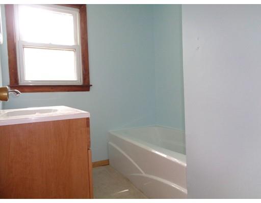 185 Leopold St, Springfield, MA 01119 photo 7