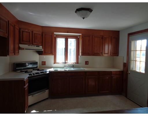 185 Leopold St, Springfield, MA 01119 photo 3