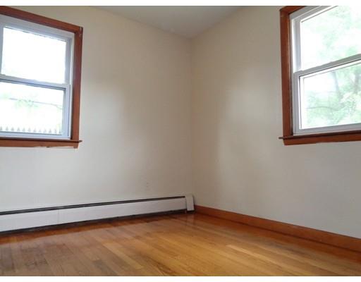185 Leopold St, Springfield, MA 01119 photo 11