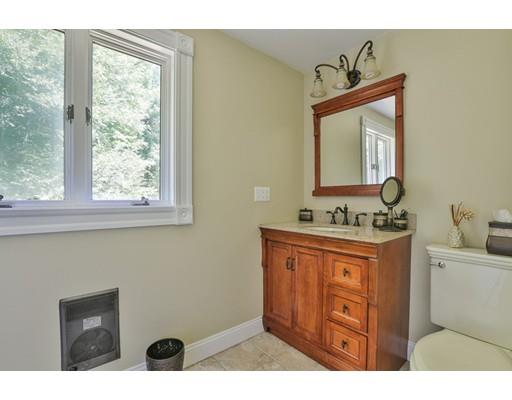 70 Main St, Atkinson, NH 03811 photo 19