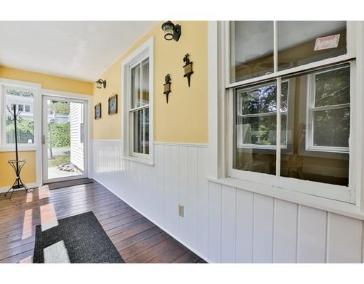 70 Main St, Atkinson, NH 03811 photo 4
