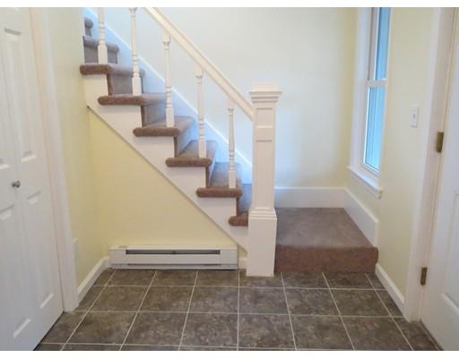 28 Martin St, Springfield, MA 01108 photo 4