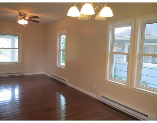 28 Martin St, Springfield, MA 01108 photo 11