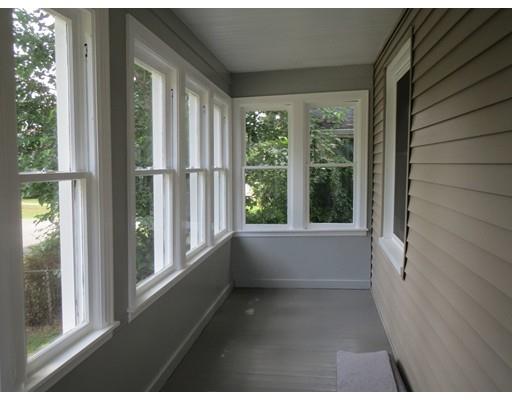 28 Martin St, Springfield, MA 01108 photo 2