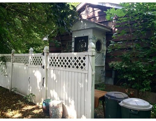 76 Nelson St, Chicopee, MA 01013 photo 6