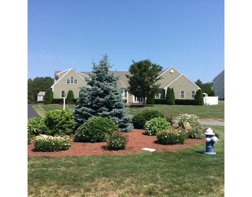 91 Taurus Dr, Mashpee, MA 02649 photo 1