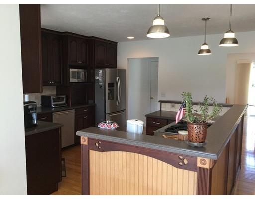 91 Taurus Dr, Mashpee, MA 02649 photo 5